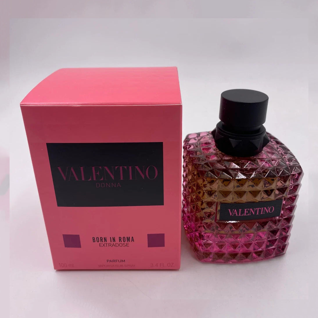 Valentino Donna Born in Roma EXTRADOSE Parfum bottle