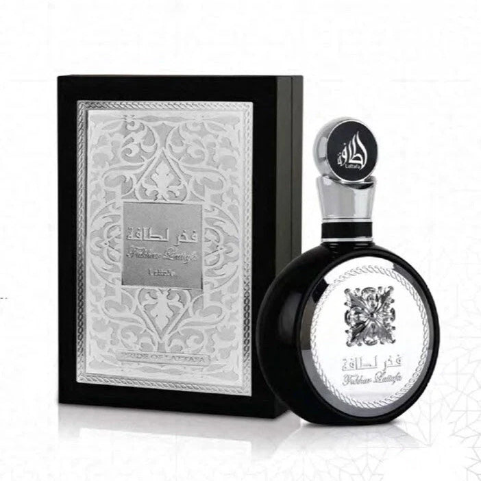 Lattafa Fakhar Black Eau de Parfum 100ml bottle